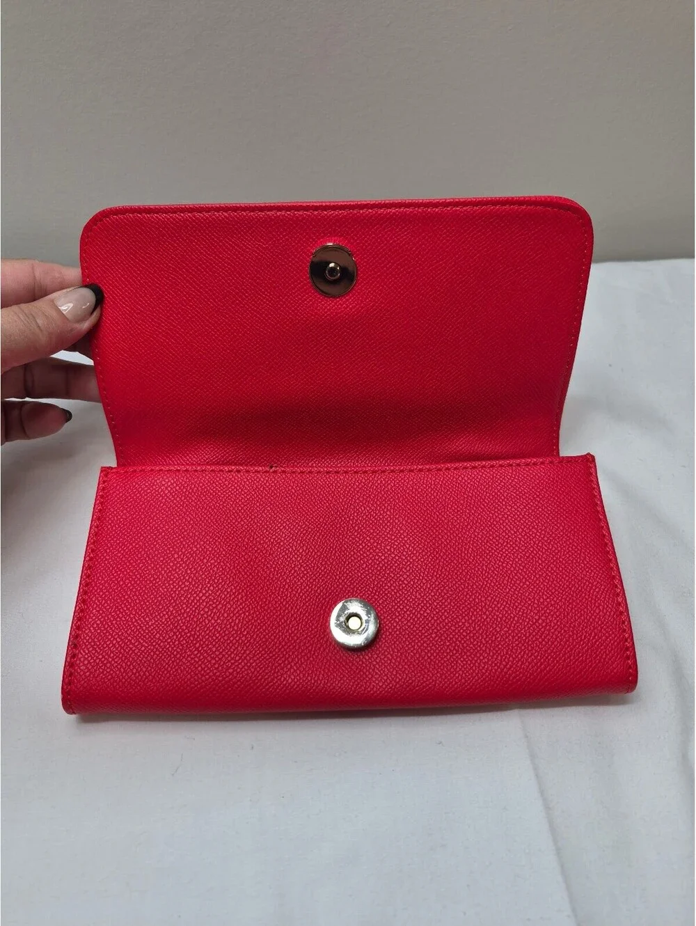 41 Hawthorne Red Faux Leather Clutch Wallet w/ Polka Dot Interior B465